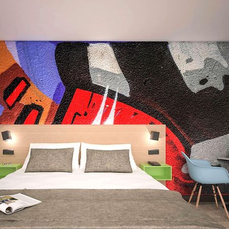 Ibis Styles Clamart Gare Grand Paris エクステリア 写真