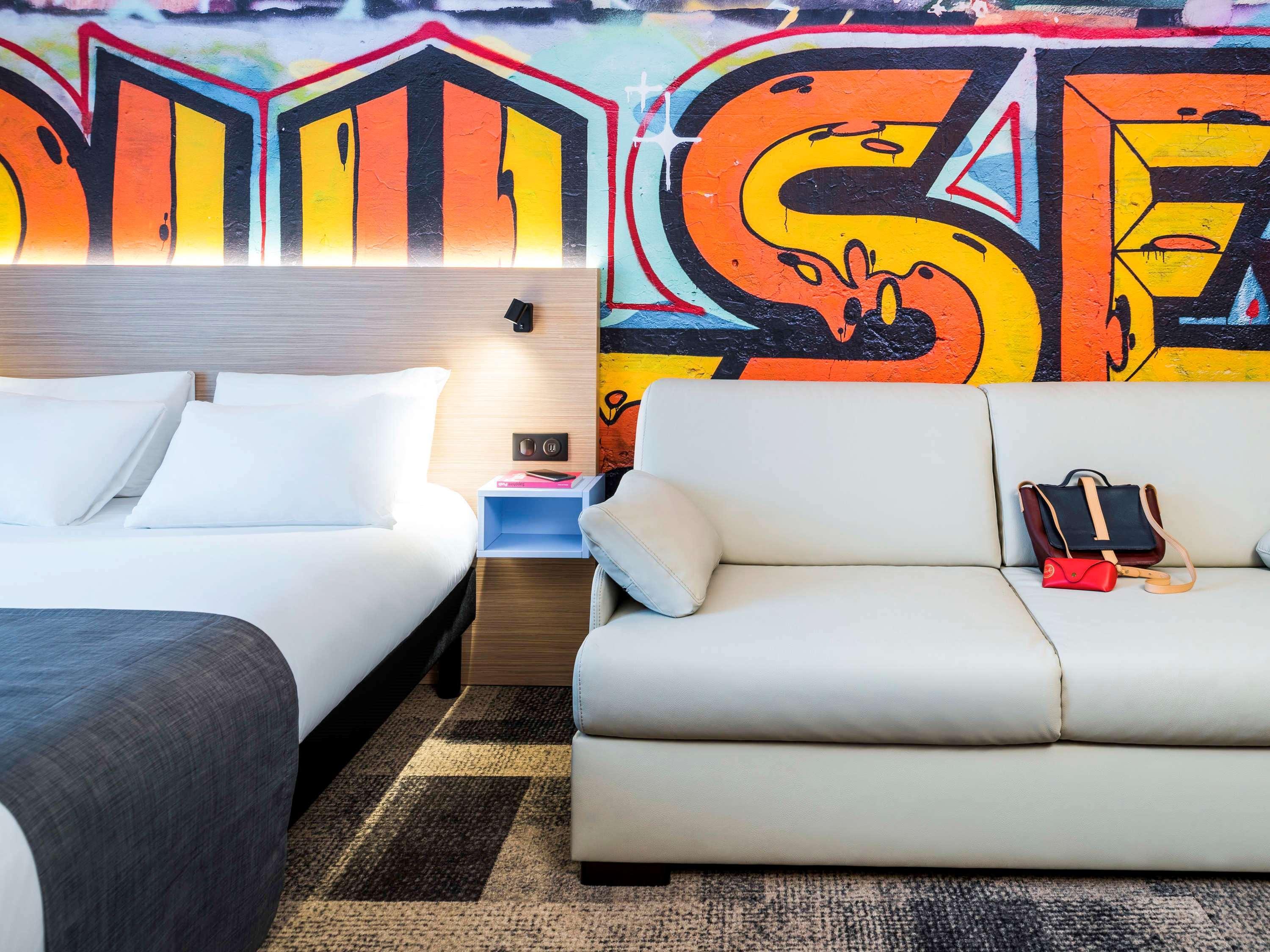 Ibis Styles Clamart Gare Grand Paris エクステリア 写真