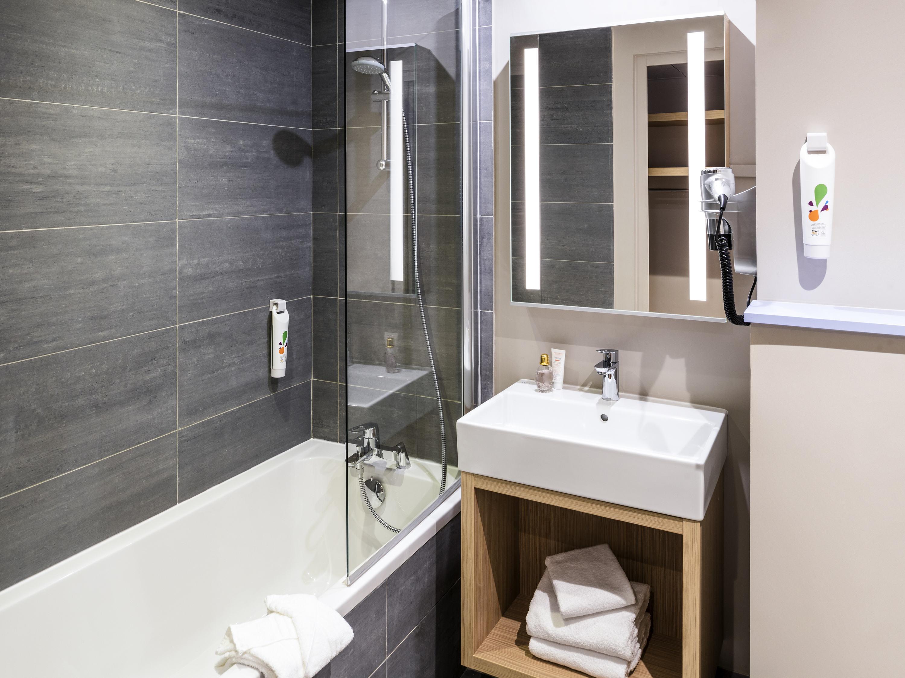 Ibis Styles Clamart Gare Grand Paris エクステリア 写真